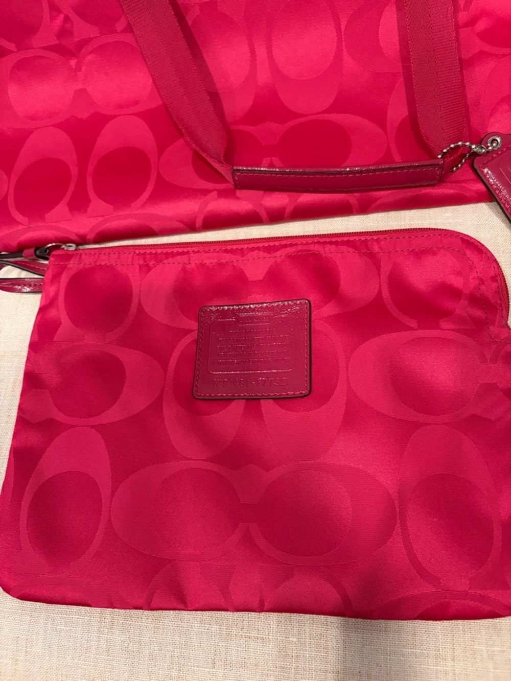 Coach Pink Signature Tote with Matching Pouch travel bag - Picture 2 of 11